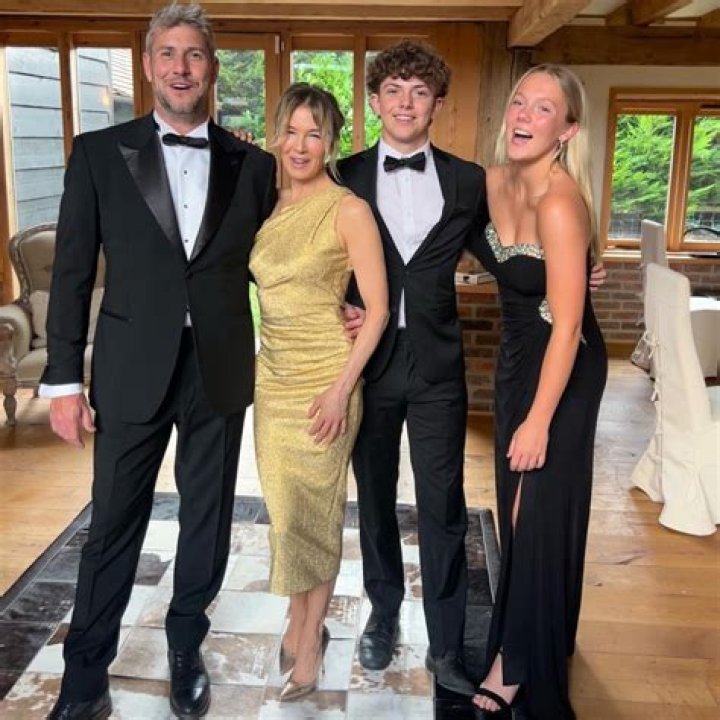 Louise Anstead's Age And Its Impact