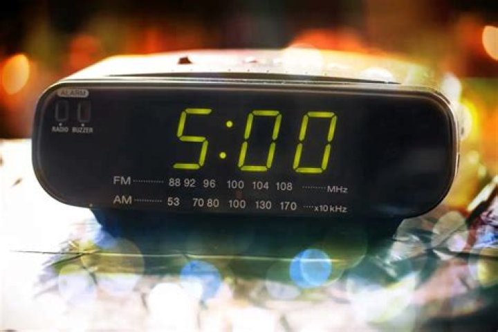 Unveiling The Power Of Clock Radios For Seniors: Discoveries That Enhance Lives