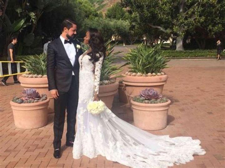 Unveiling The Truth: Chelsea Lazkani's Height Unraveled